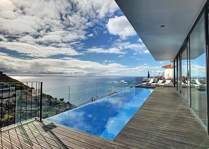 Ocean Sight By Lovelystay Willa *