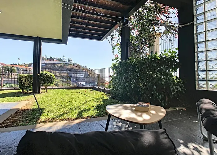 Ocean Sight By Lovelystay Willa *