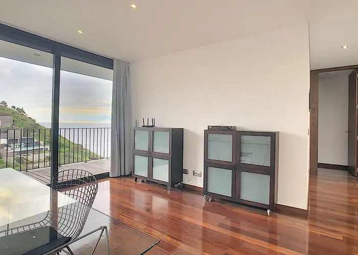 Ocean Sight By Lovelystay Vila Funchal (Madeira)