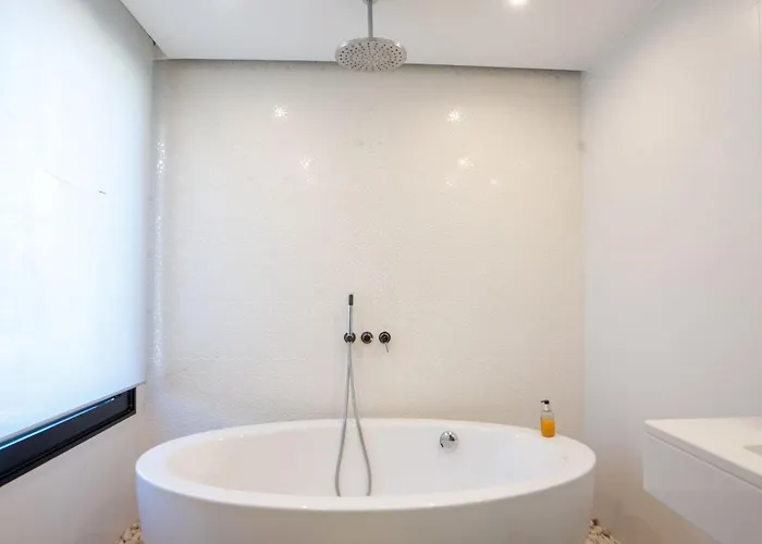 Ocean Sight By Lovelystay