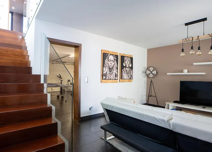 Ocean Sight By Lovelystay 푼샬