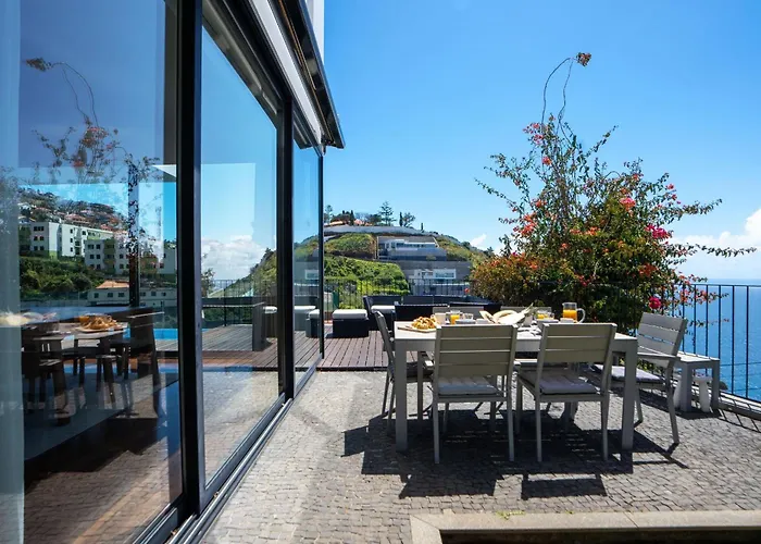 Ocean Sight By Lovelystay 푼샬