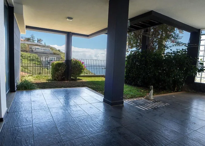 Ocean Sight By Lovelystay