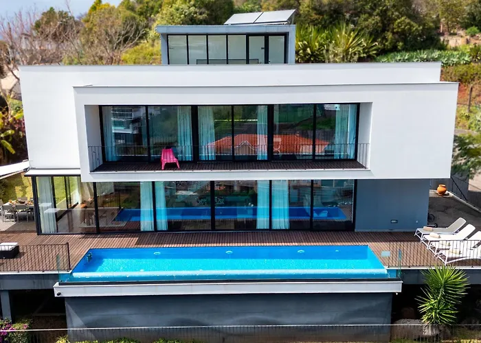 Ocean Sight By Lovelystay 푼샬